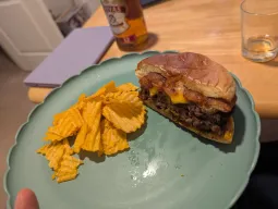 Uploaded image: burger.jpg