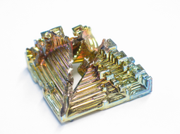 Uploaded image: Bismuth_crystal_macro.jpg